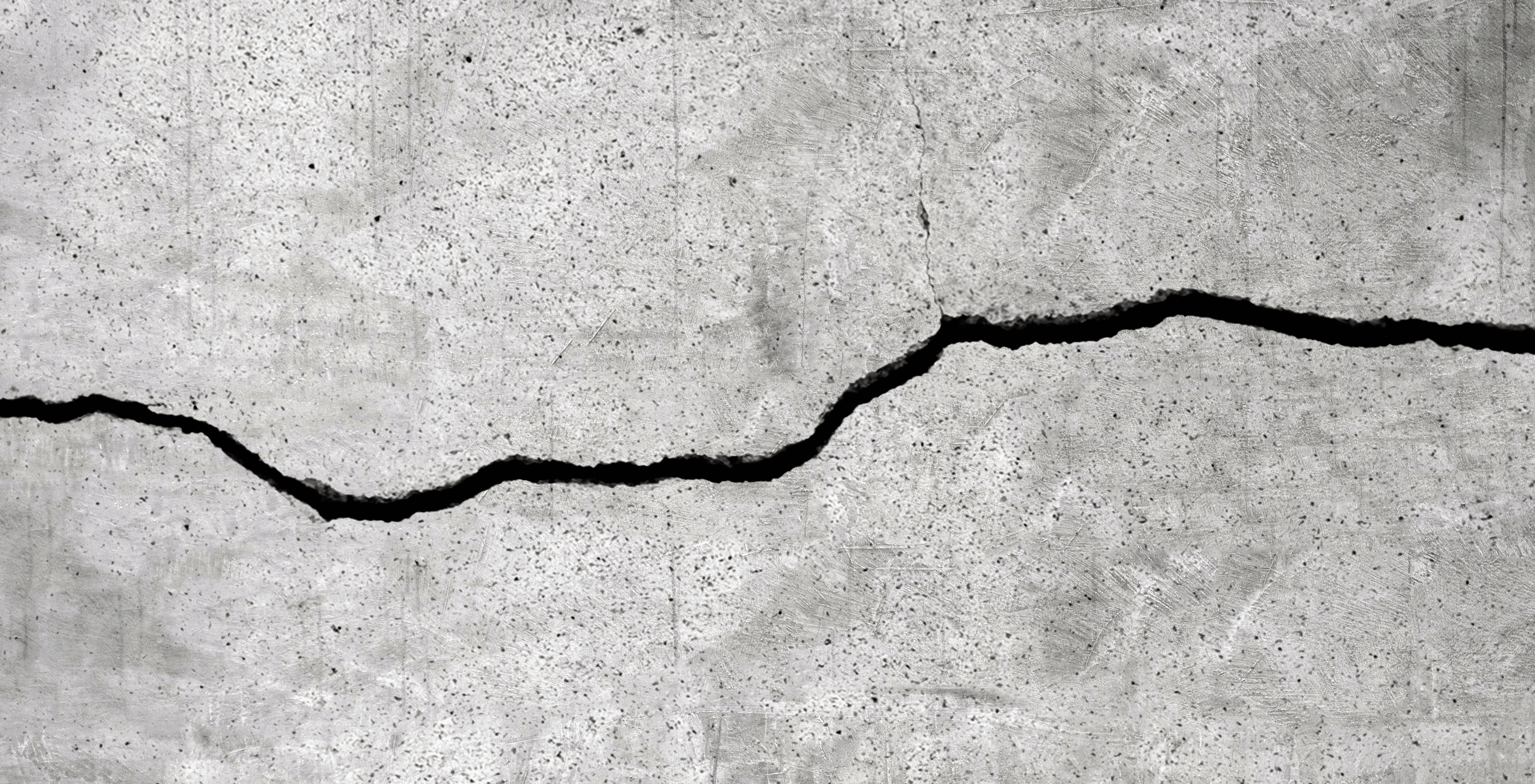 Does Your Home Present Garage Cracks? Here’s Why And How We Fix Them